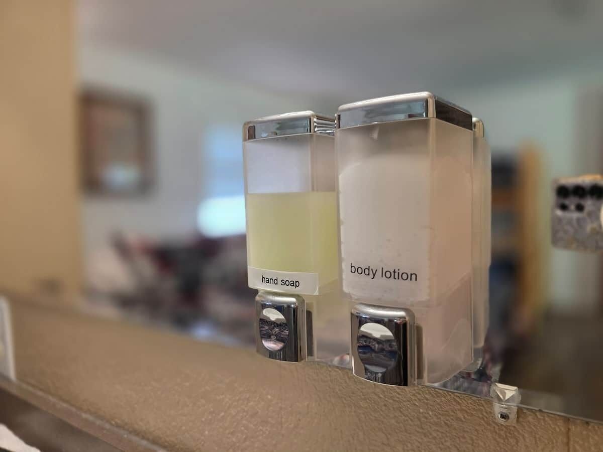 Équipements de salle de bain