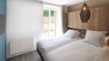 Apartment | 3 bedrooms, iron/ironing board, bed sheets