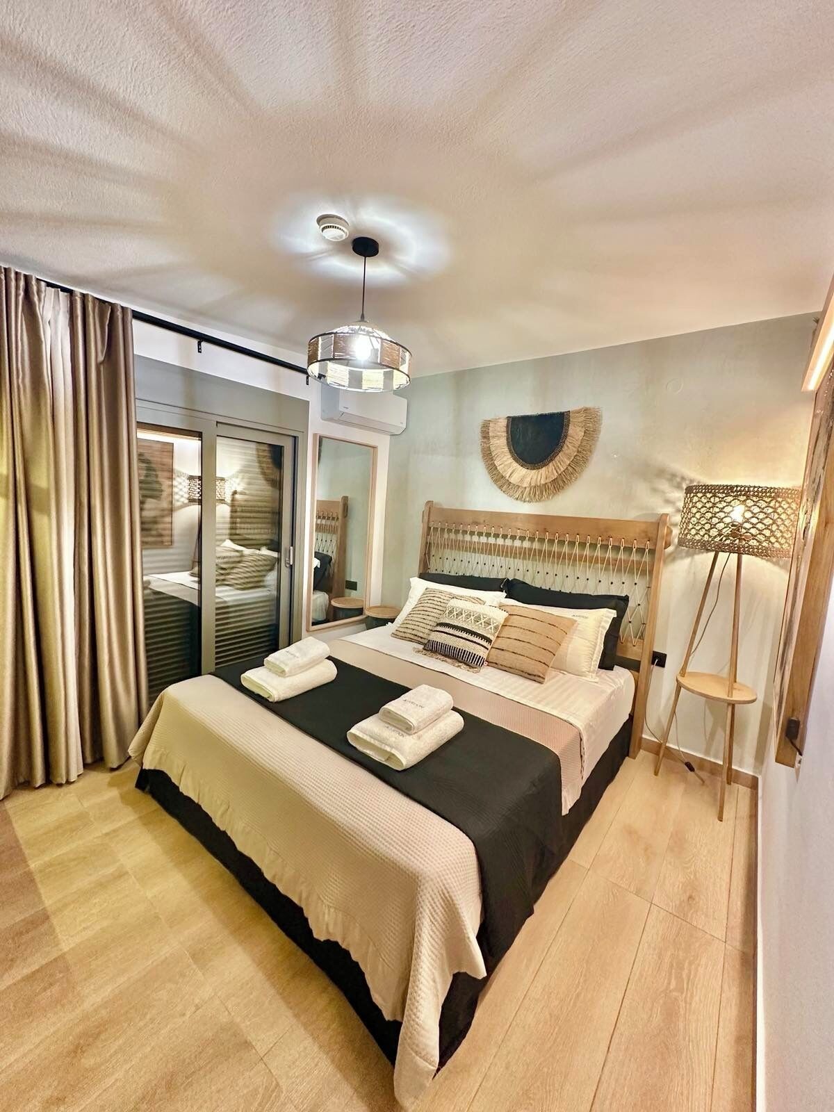 3 habitaciones, tabla de planchar con plancha y wifi gratis 