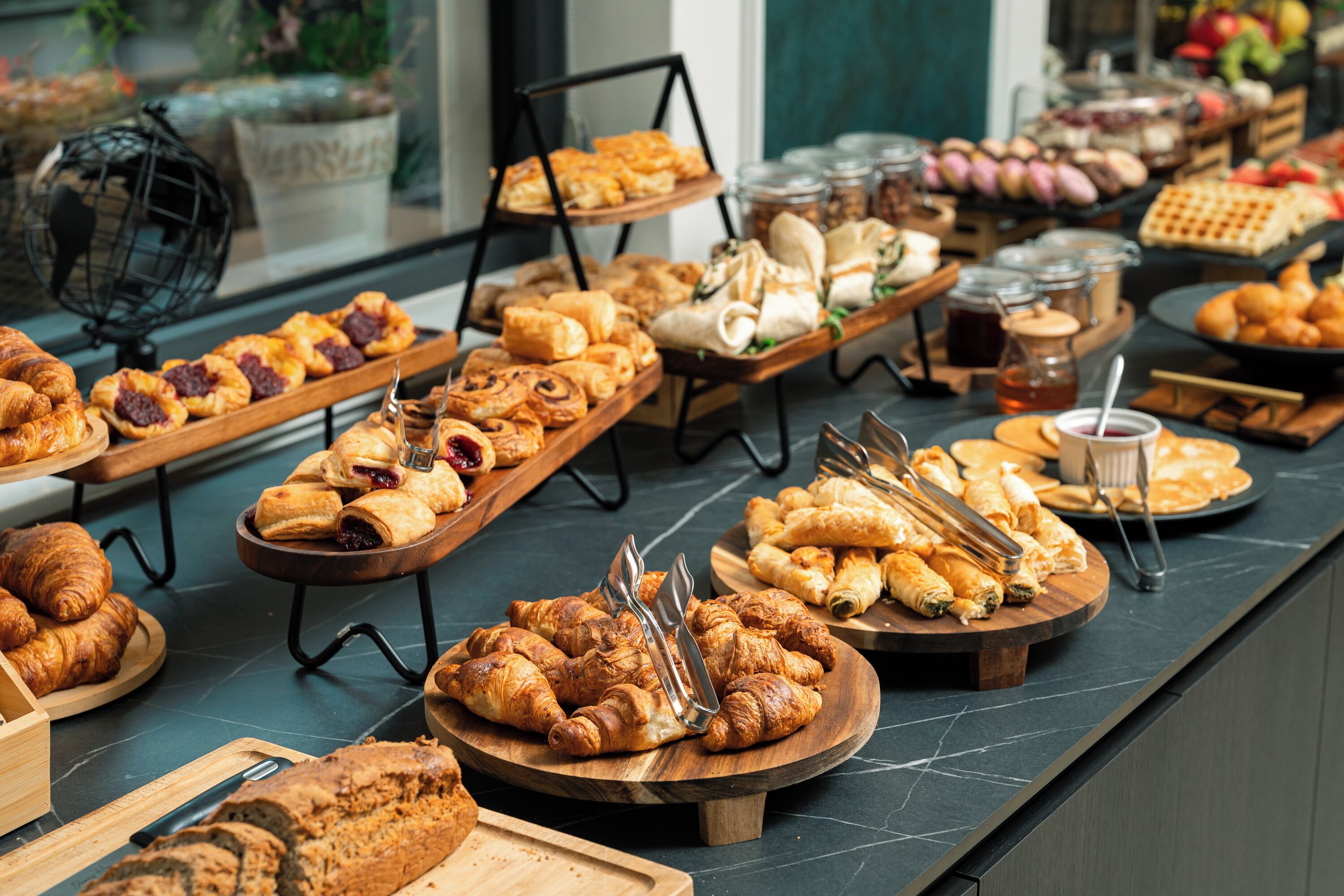 Daily buffet breakfast for a fee