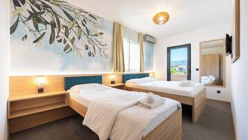 Superior Two Bedroom Apartment | Free WiFi