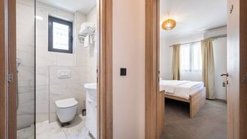 Apartemen, Bebas Asap Rokok, pemandangan kota | Kamar mandi | Pengering rambut, handuk, sabun, dan sampo