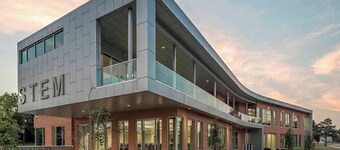 Modern Pine Bluff Retreat - Near Hospital & Casino