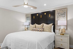 Unclassified image, 2 of 67, button - Golden Aura | Pool Front | Gulf View | Sleeps 6 (Miramar Beach)