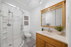Bathroom - Extended-Stay 2BR Home, Utilities Included, Washer & Dryer (Yuma)