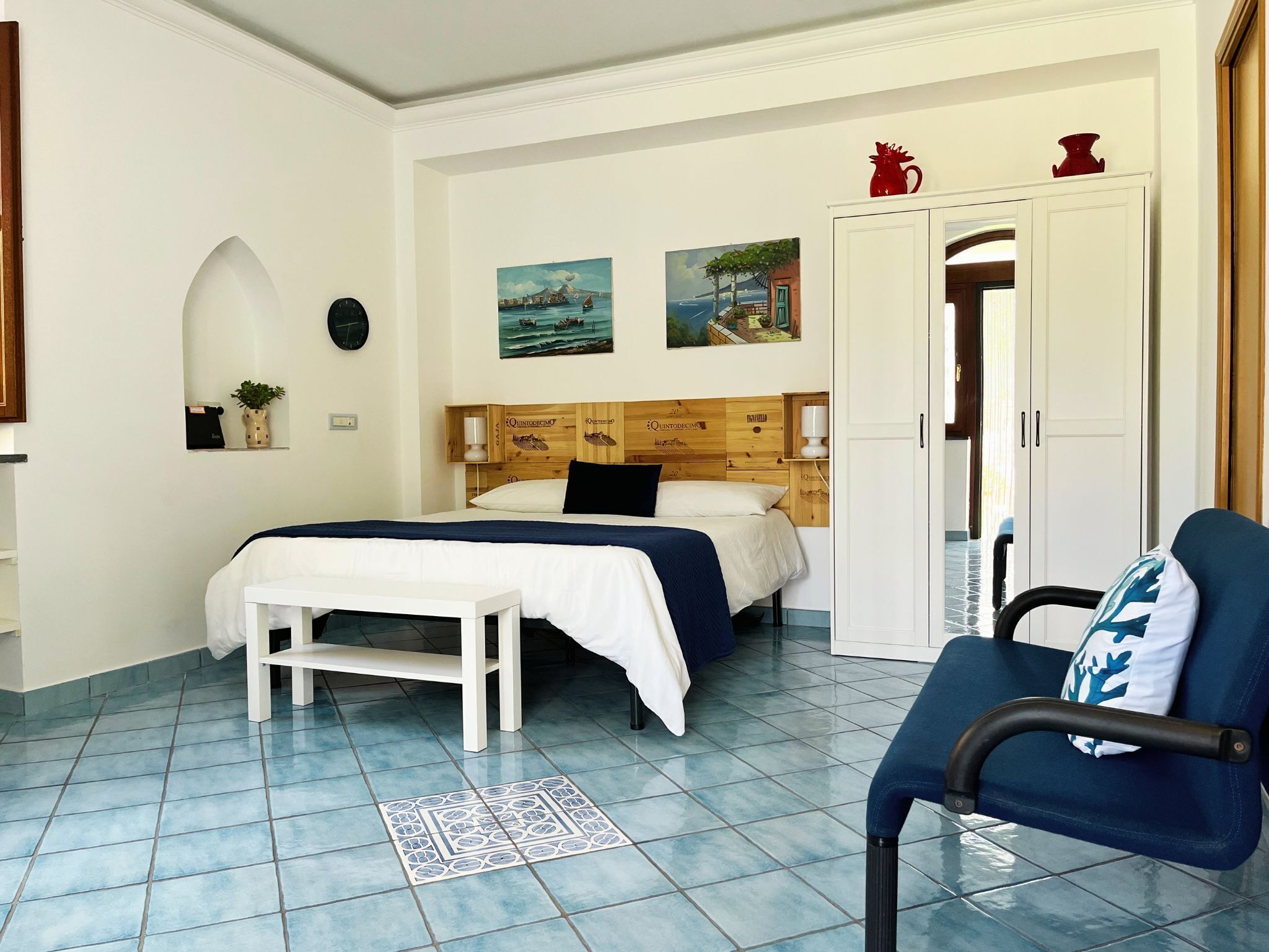 1 dormitorio, tabla de planchar con plancha, wifi gratis y ropa de cama