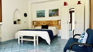 1 dormitorio, tabla de planchar con plancha, wifi gratis y ropa de cama
