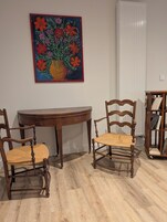 Chambre Quadruple, vue jardin | Intérieur