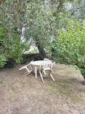Ulkoruokailutilat