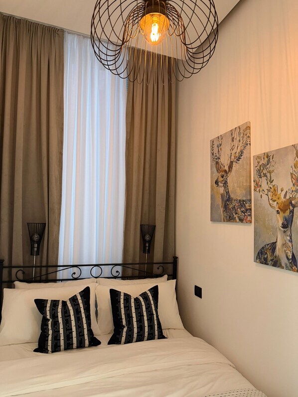 Iron/ironing board, WiFi, bed sheets - In the Heart of Genoa•Historic Center (Genova)