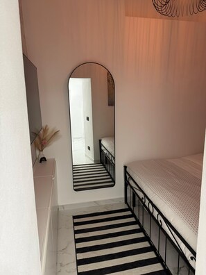 Iron/ironing board, WiFi, bed sheets - In the Heart of Genoa•Historic Center (Genova)
