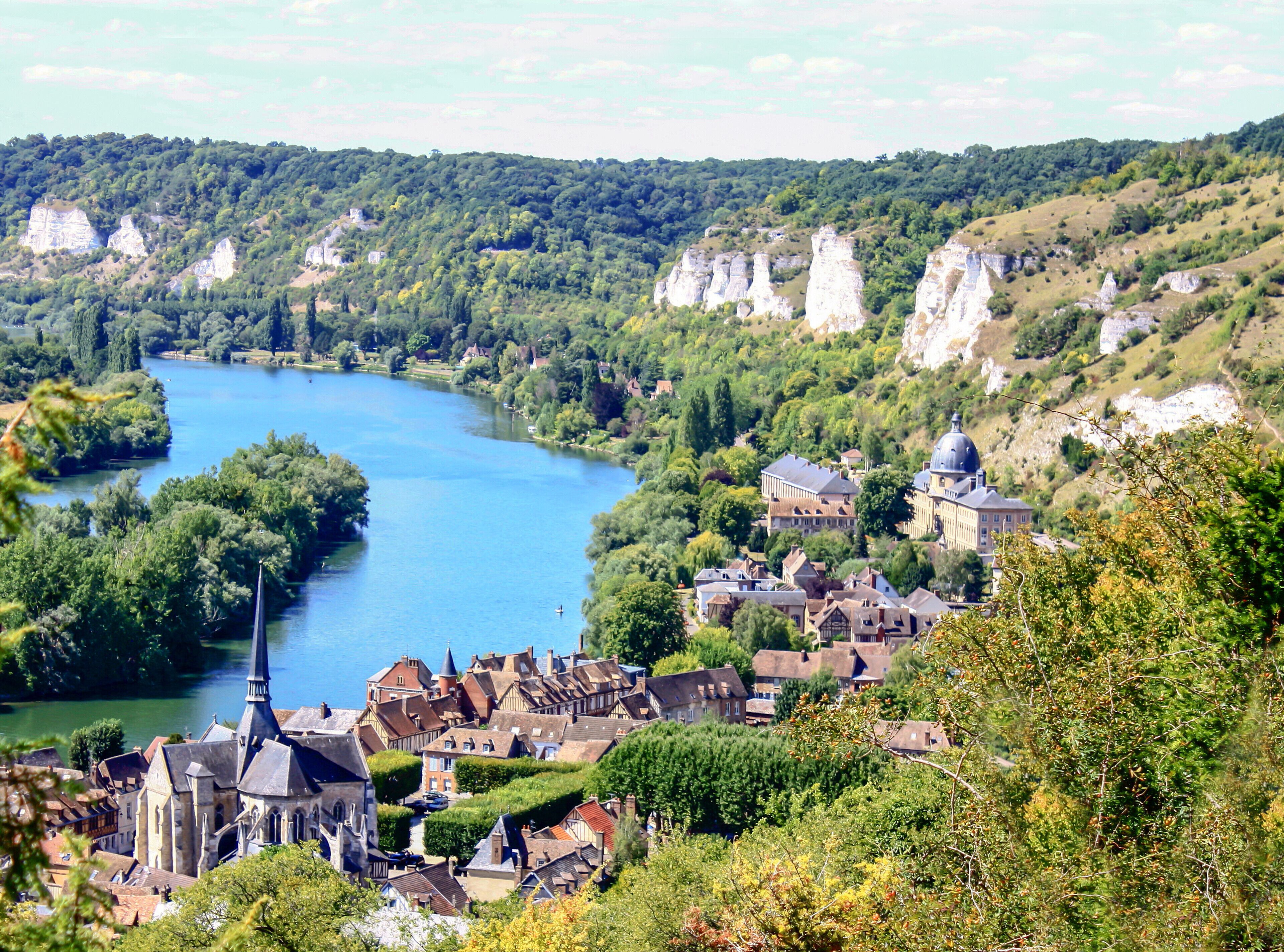 Découvrez la Normandie et visitez tous les jolis villages 
