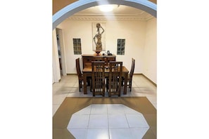 Dining - Air-Conditioned, Furnished 2-Bedroom Apartment in Yaoundé (Yaoundé)