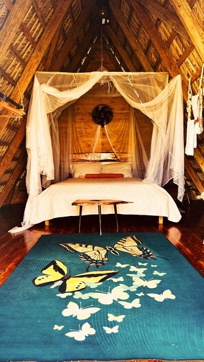 Chalet, 1 cama matrimonial, patio, vista al jardín | Wifi gratis 