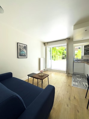 Classic-Studio, Terrasse, Gartenblick | Wohnbereich