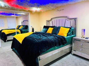 1 bedroom, desk, iron/ironing board, free WiFi - Spacious 1 Bedroom Home in ATL Metro - Staycation, Long-term, family friendly. (Norcross)