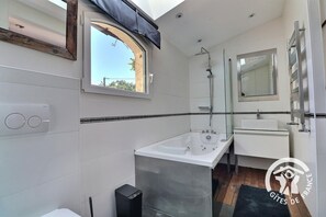 Bathroom - La Grande Maison - ORGERES (ORGERES)