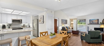 Beautifully Appointed Condo w/Pond Views, Includes 2 Fly Fishing Badges!