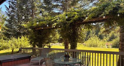 Charming 2-bedroom house with AC in peaceful Randle