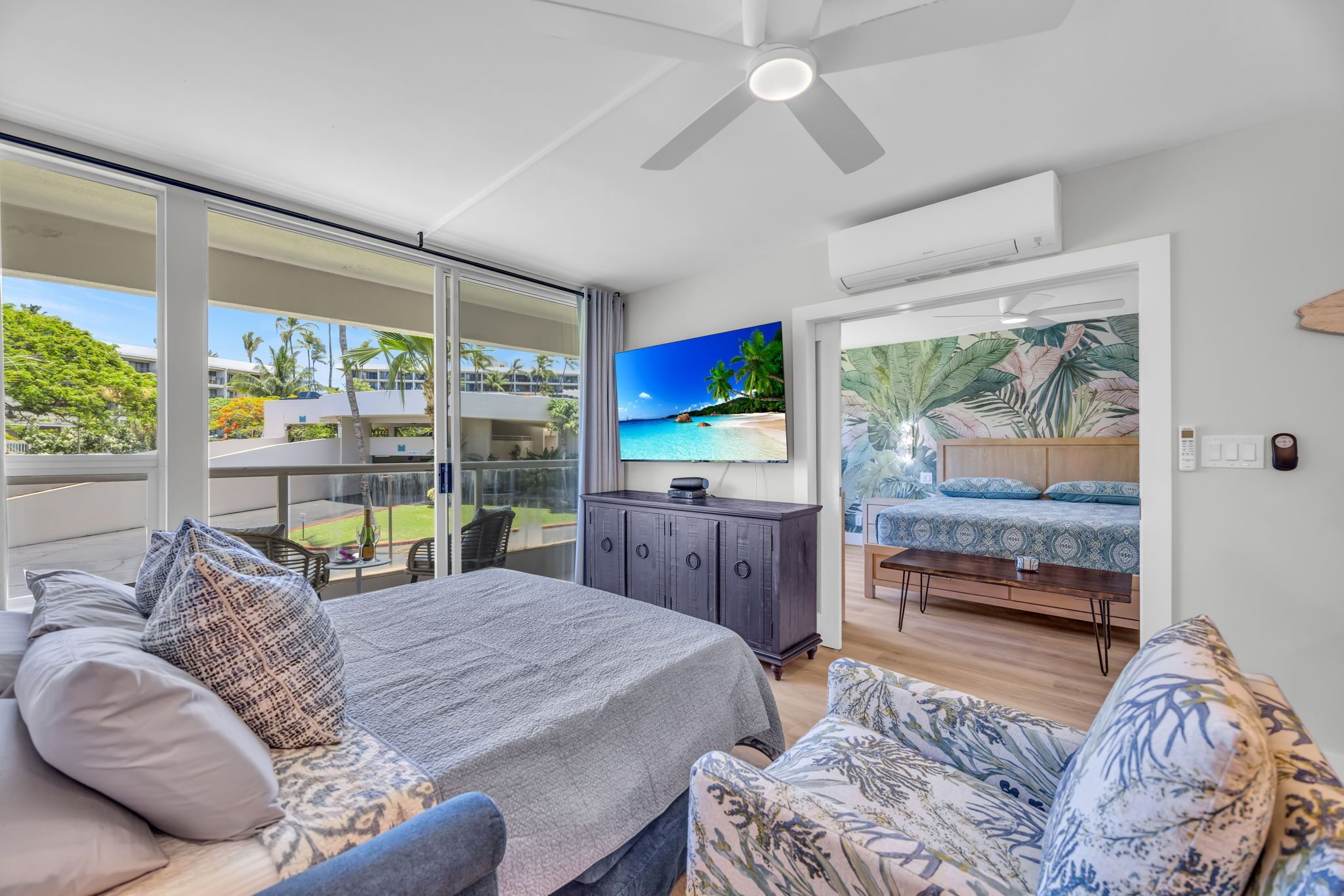 Luxury Condo, Garden View, Beachside | Blackout drapes, WiFi (free)