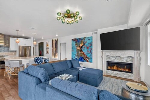 Harbor View Penthouse Downtown Egg Harbor