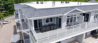 Harbor View Penthouse Downtown Egg Harbor