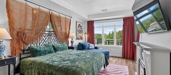 Harbor View Penthouse Downtown Egg Harbor