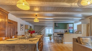 Dining - Terrif Vacation Rental - LARODDE (LARODDE)