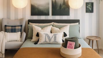 Iron/ironing board, WiFi, bed sheets