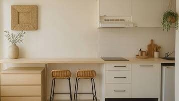 Fridge, microwave, coffee/tea maker, toaster