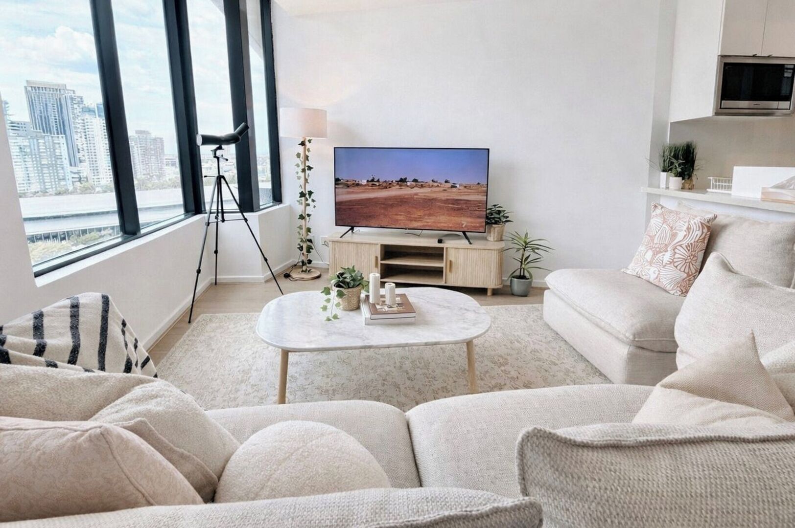 TV