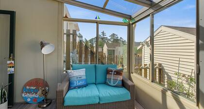 Sunrise/Sunset | Affordable townhome close to Park & Carnival!
