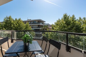 Outdoor dining - Le Cosy Azuréen - Welkeys (Antibes)