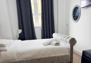 1 Schlafzimmer, Bügeleisen/Bügelbrett, kostenloses WLAN, Bettwäsche