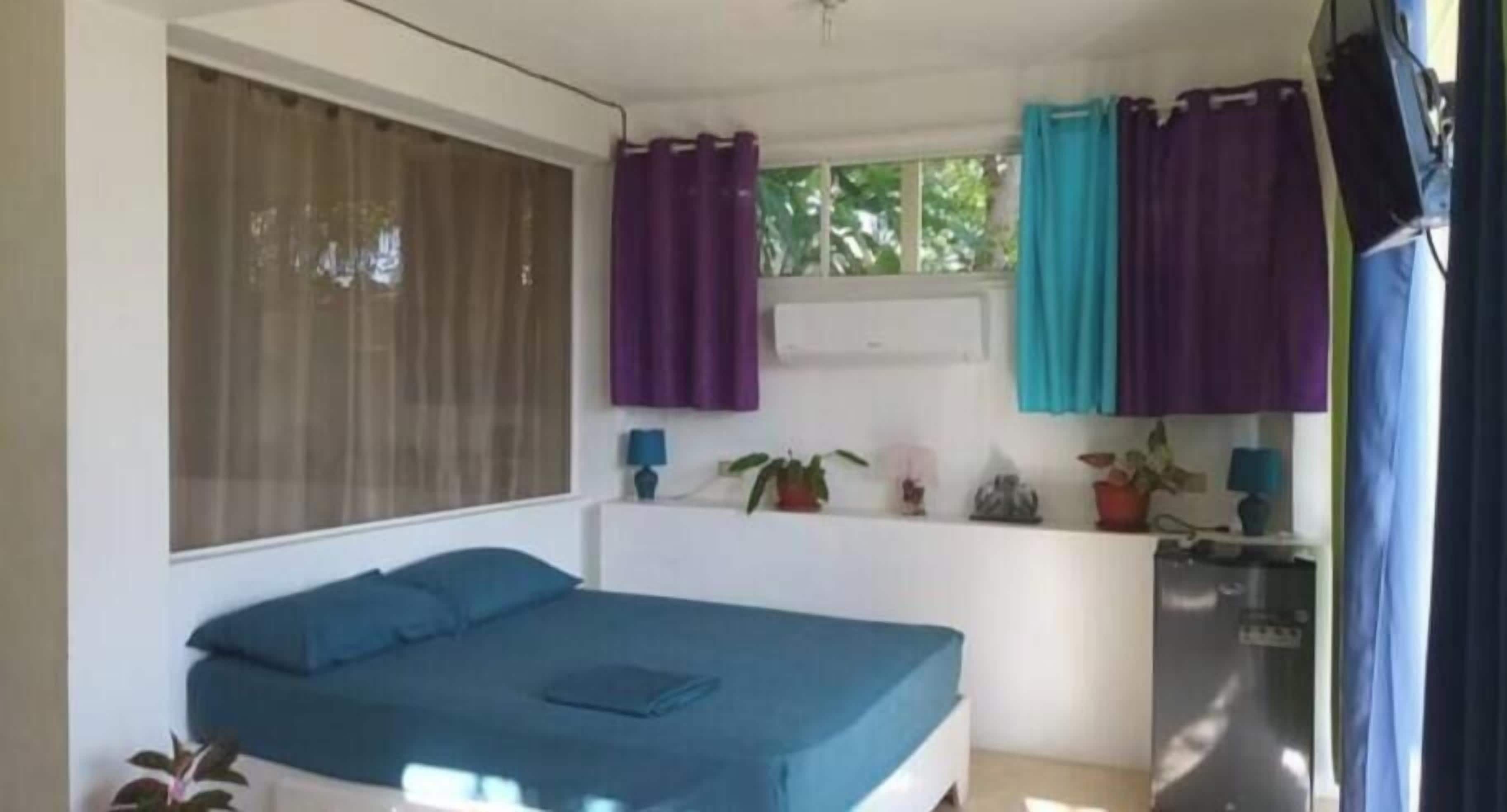 Quarto casal clássico, vista para a colina | Wi-Fi de cortesia