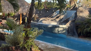 Basic Bungalow, Garden View | Pool | Outdoor pool