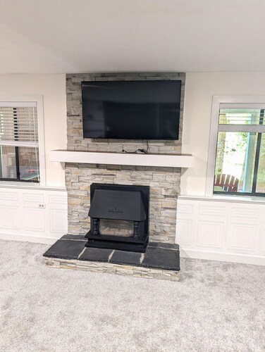 3BR comfy Suite with Patio, gaming room and dedicated working space Abbotsford