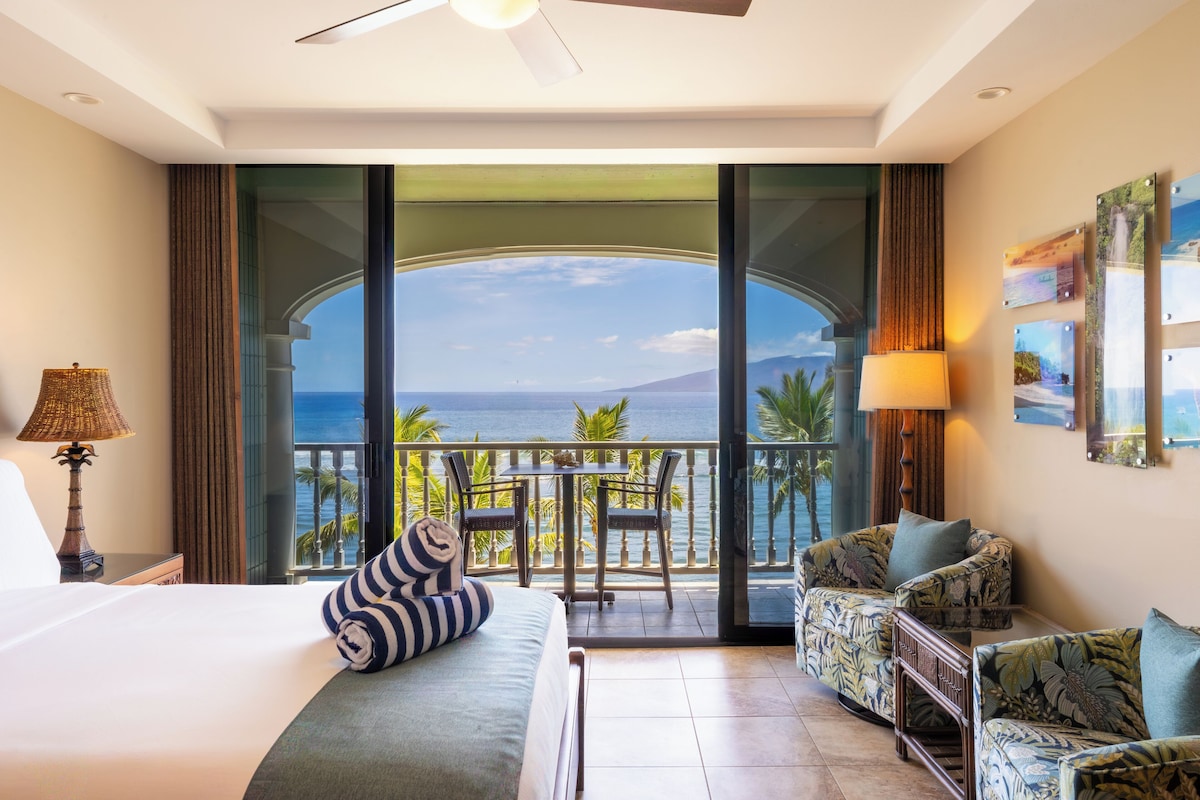 Ocean Front Studio w/ Kitchen | Laptop workspace, iron/ironing board, free WiFi