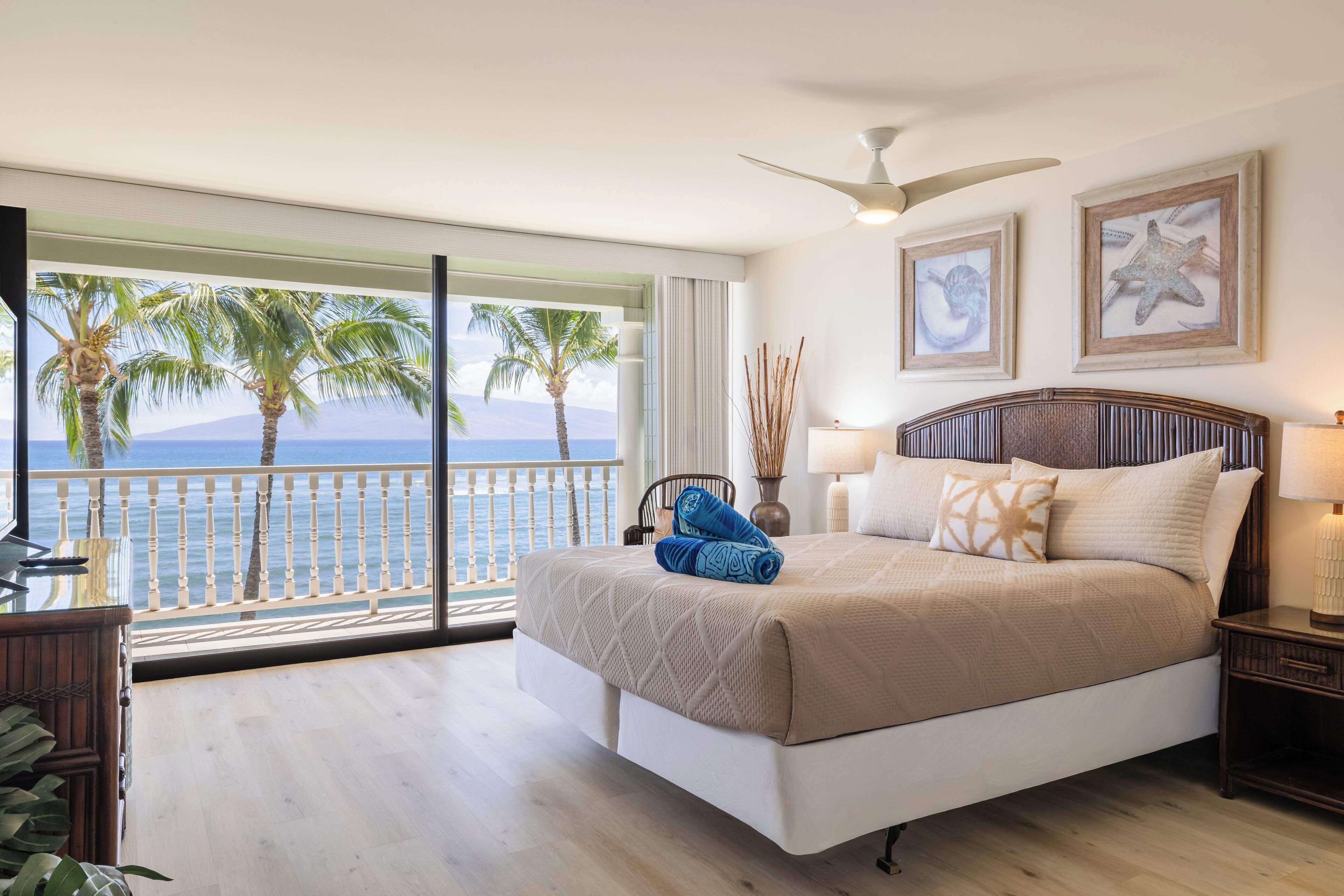 Ocean Front 1 Bedroom w/Kitchen | Laptop workspace, iron/ironing board, WiFi (free)