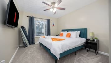 3 bedrooms, iron/ironing board, WiFi, bed sheets
