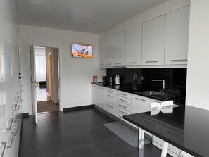Private kitchen - AZORES PICO SALOMÃO T2 - H (Ponta Delgada)