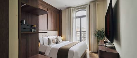 Habitación doble de lujo, balcón | Sábanas de algodón egipcio, ropa de cama de alta calidad y edredón