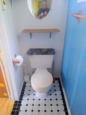 Bathroom - peaceful, private downtown studio (Libby)