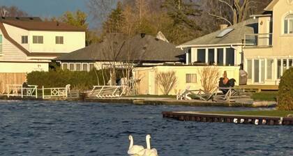 Cozy 3BR Cottage Near Lake Simcoe