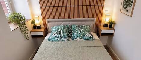 1 bedroom, iron/ironing board, Internet, bed sheets