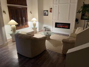 Interior - Cheerful 4 bedrooms casa particular (El Paso)