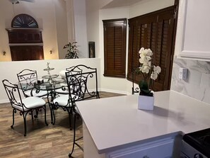 Dining - Cheerful 4 bedrooms casa particular (El Paso)