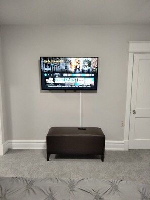 1 bedroom, iron/ironing board, free WiFi, bed sheets - The new City Ave Joe Frazier Suite BalaCynwyd /St Joes University (Philadelphia)
