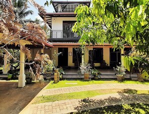 บริเวณภายนอก