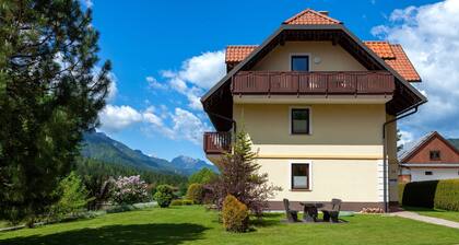 Sleeps 20 guests in 6 bedrooms